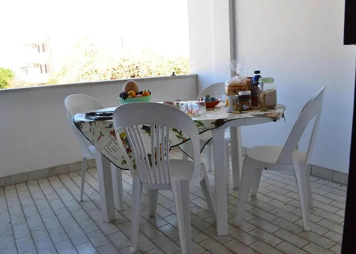 4 Posti Vicino דירה טורה דל'אורסו