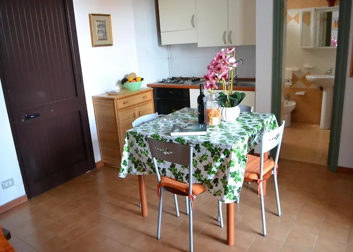 4 Posti Vicino Torre dell'Orso